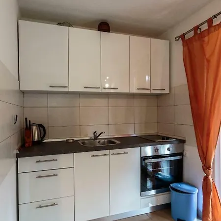 Lana Appartamento Rukavac (Vis)