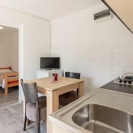 Apartment Lana Rukavac (Vis)